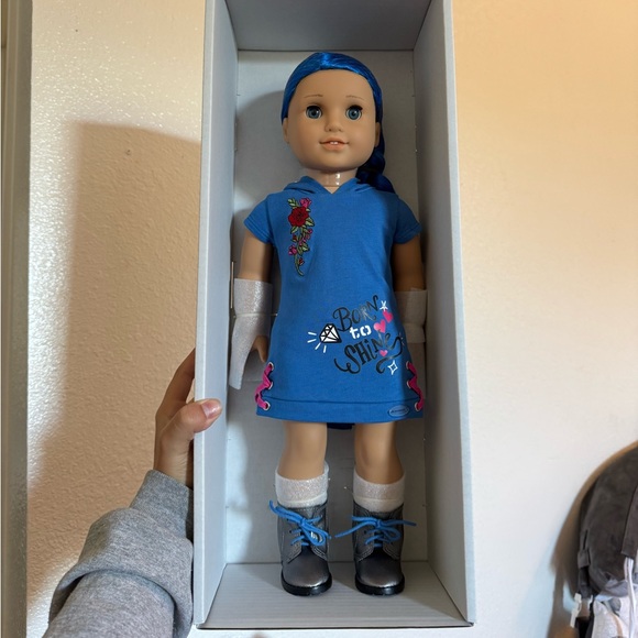 Brand new american girl doll - Picture 3 of 3